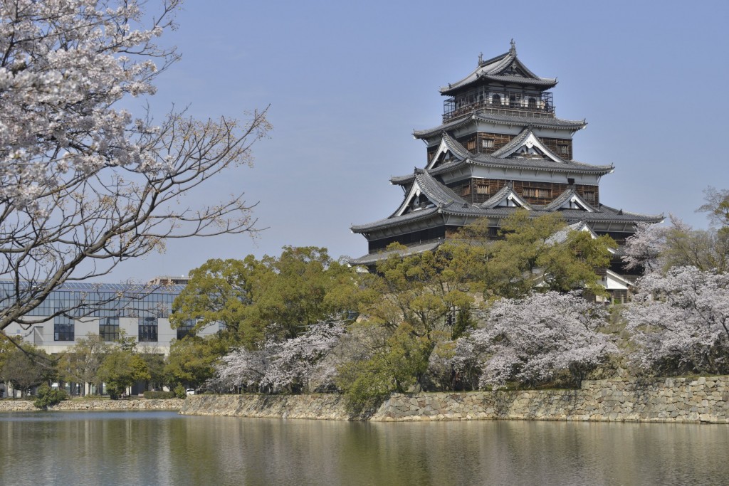 Hiroshima Castle is also known as 'Carp Castle'