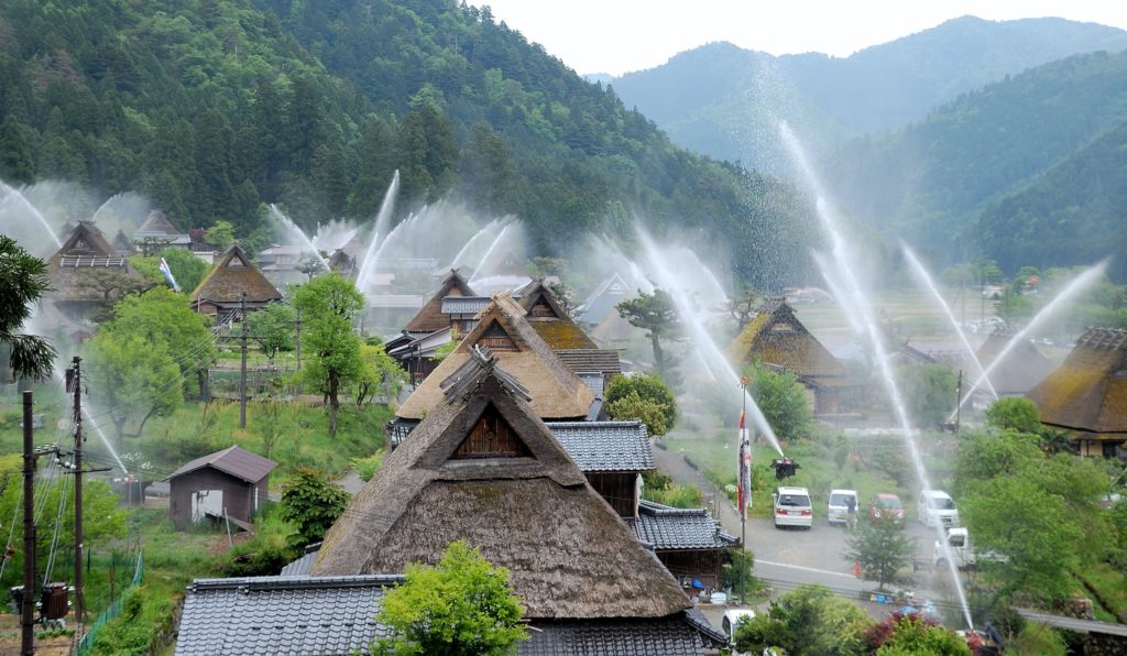 Kayabuki no Sato in Kyoto has farmhouses similar to Gokayama and Shirakawa-go.