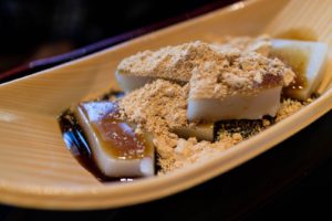 Kuzu Mochi