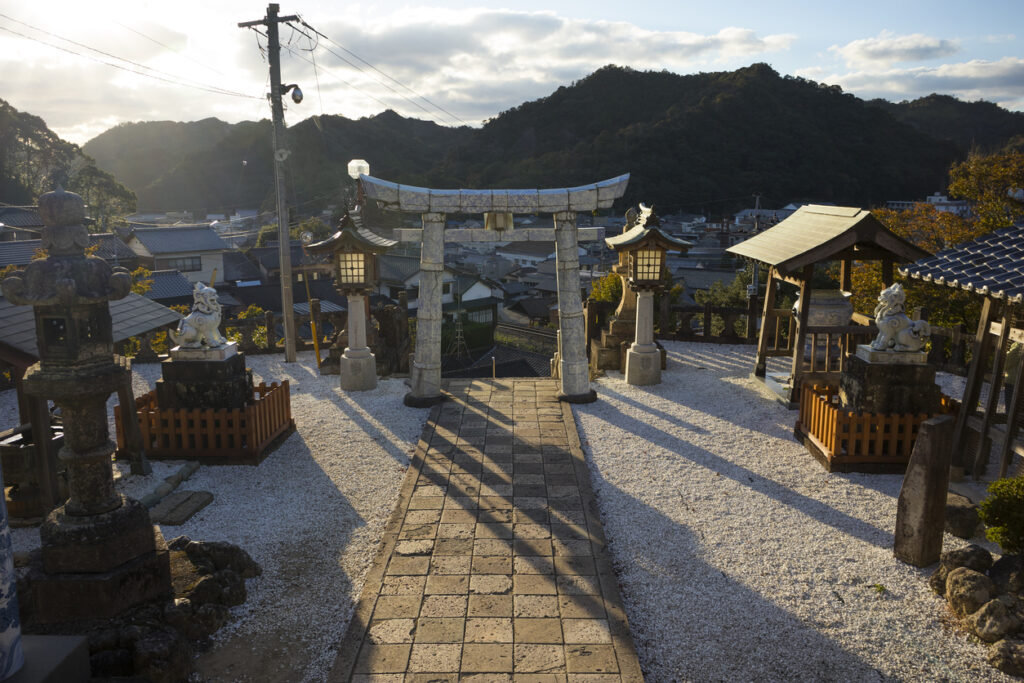 Tozan Shrine Saga